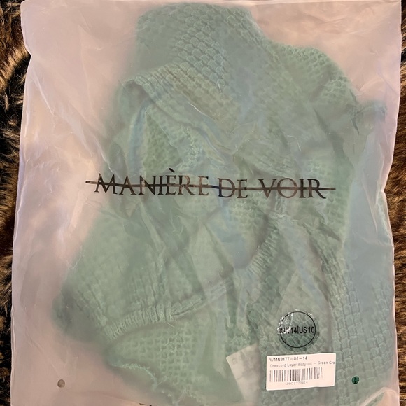 Textured Green Cutout Bodysuit w/thumb holes - Picture 6 of 13